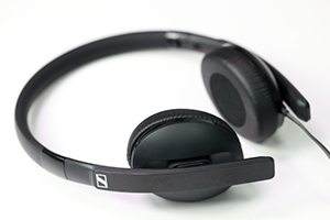 聽音樂就該如此無負擔-Sennheiser HD 2.20s 耳罩耳機